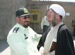 دیدار دکتر حسین سبحانی نیا با جان برکفان نیروی انتظامی