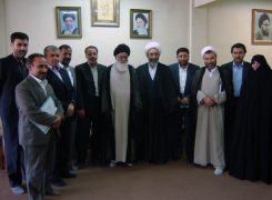 حضور مجمع نمایندگان استان خراسان رضوی به ریاست دکتر سبحانی نیا در دفتر امام جمعه مشهد